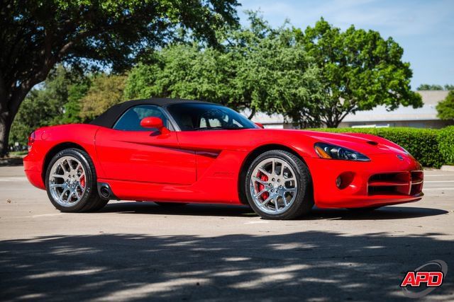 Used 2004 Dodge Viper SRT-10 RWD image 32