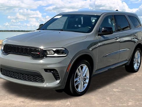 Used 2025 Dodge Durango GT AWD/4WD image 4