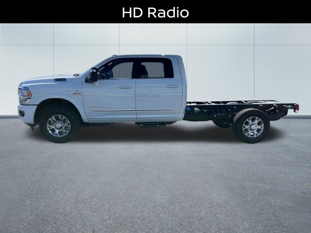 Used 2024 RAM 3500 Limited AWD/4WD image 11