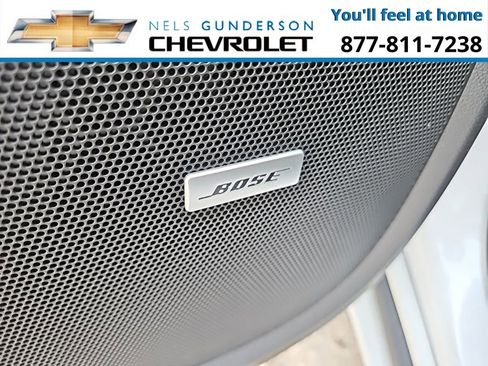 Used 2023 Chevrolet Traverse Premier image 18