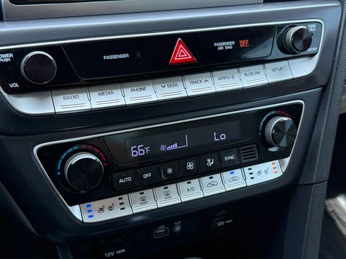 Used 2018 Hyundai Sonata Limited w/ Cargo Package FWD image 34