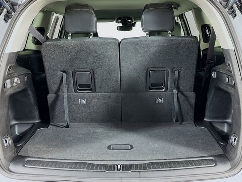 Used 2023 Jeep Grand Cherokee L Laredo image 10