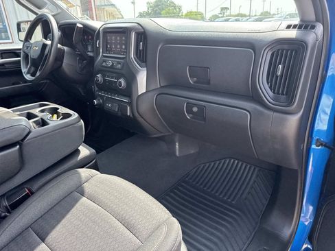 Used 2023 Chevrolet Silverado 1500 Custom AWD/4WD image 12