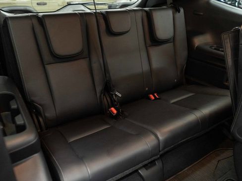 Used 2024 Subaru Ascent Touring AWD/4WD image 14