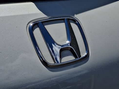 Used 2023 Honda HR-V LX image 29