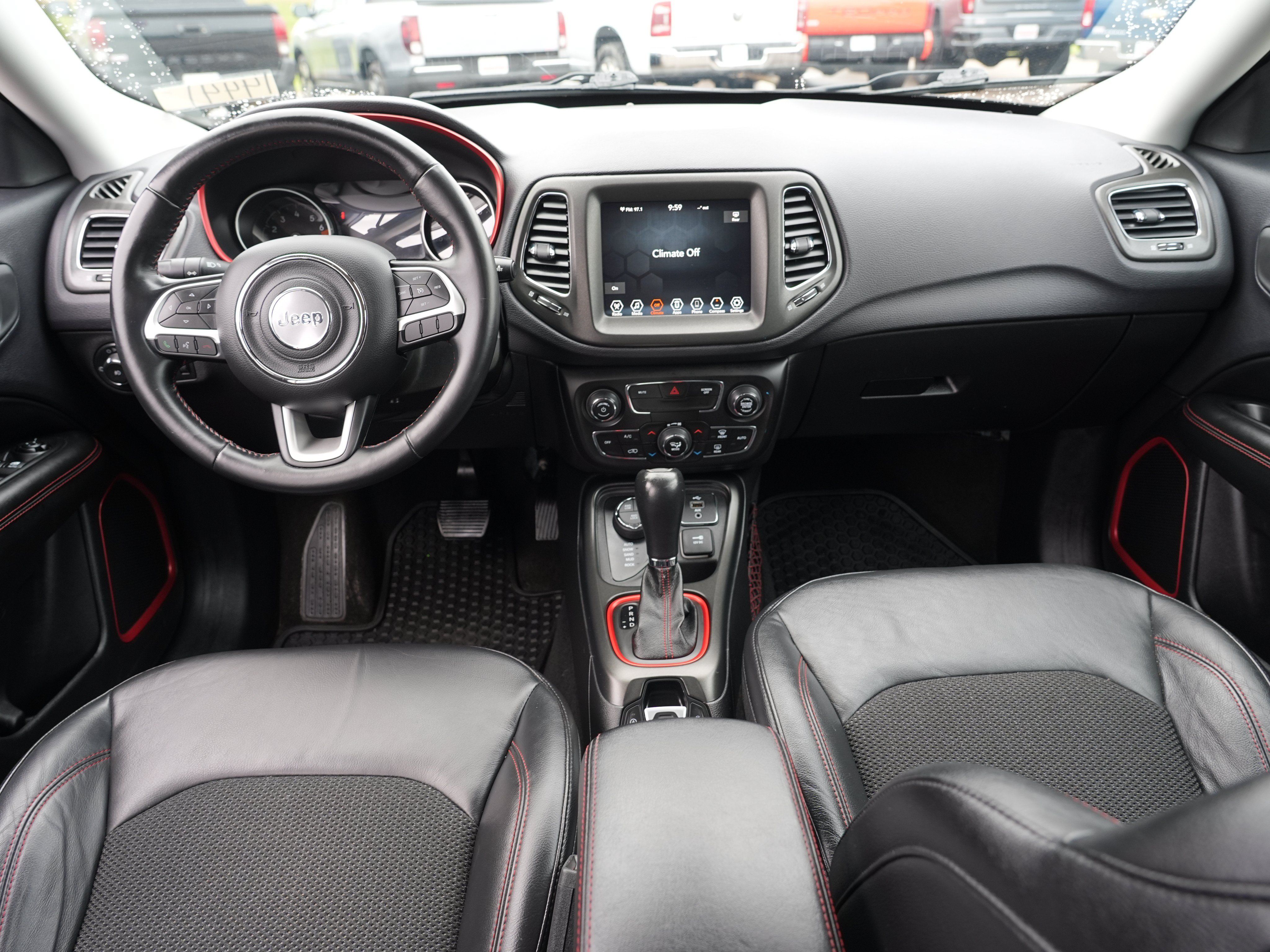 Used 2017 Jeep Compass Trailhawk AWD/4WD image 26