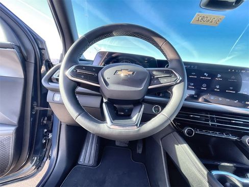 New 2026 Chevrolet Traverse LT w/ Driver Confidence Package image 11