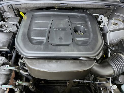 Used 2021 Jeep Grand Cherokee Laredo image 31