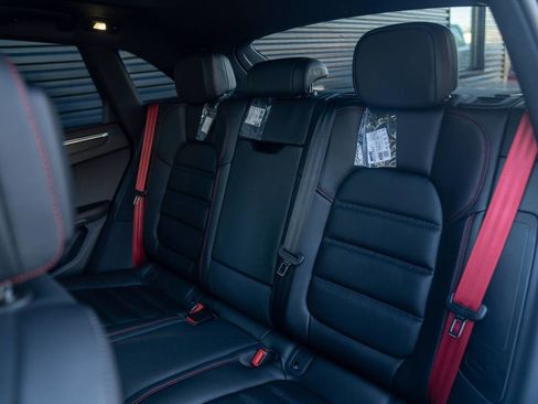 New 2026 Porsche Macan GTS AWD/4WD image 29
