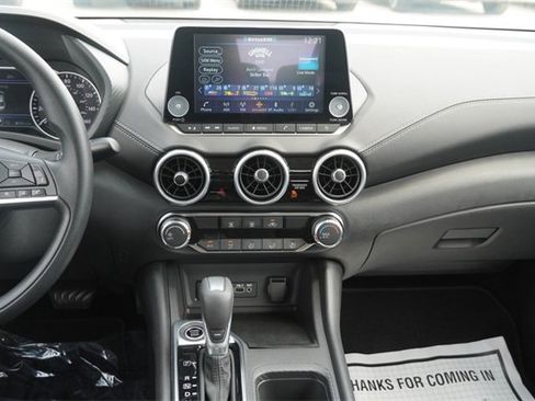 Used 2025 Nissan Sentra SV image 14