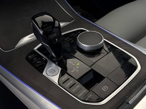 Used 2023 BMW X5 sDrive40i w/ Premium Package image 30