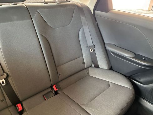 Used 2025 Kia K4 FWD image 36