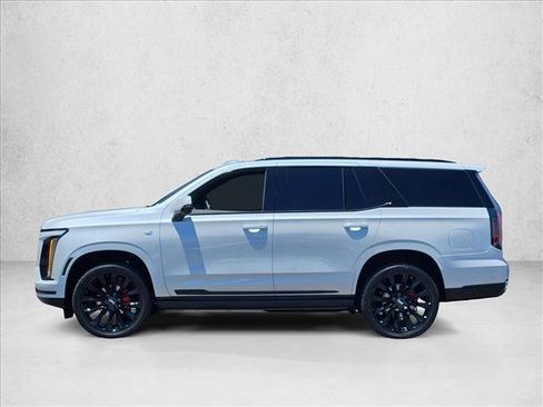 Used 2025 Cadillac Escalade Sport AWD/4WD image 9