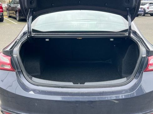 Used 2022 Chevrolet Malibu LT image 8
