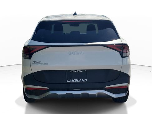 Used 2023 Kia Sportage LX FWD image 6