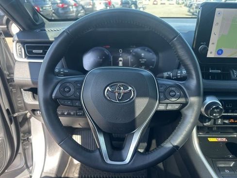 Used 2024 Toyota RAV4 XSE w/ Advanced Technology Package AWD/4WD image 19
