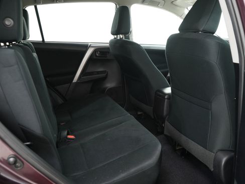 Used 2016 Toyota RAV4 LE image 13