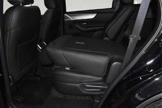 Used 2025 MAZDA CX-90 3.3 Turbo w/ Preferred Package AWD/4WD image 17