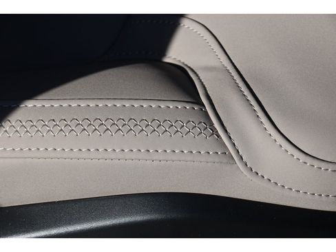 Certified 2026 Volvo XC90 B5 Plus w/ Protection Package Premier image 34