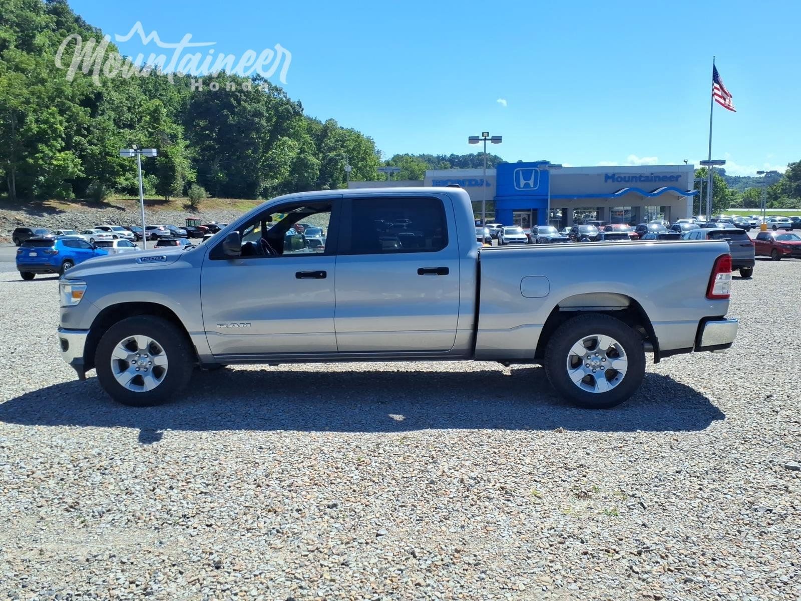 Used 2023 RAM 1500 Big Horn AWD/4WD image 8