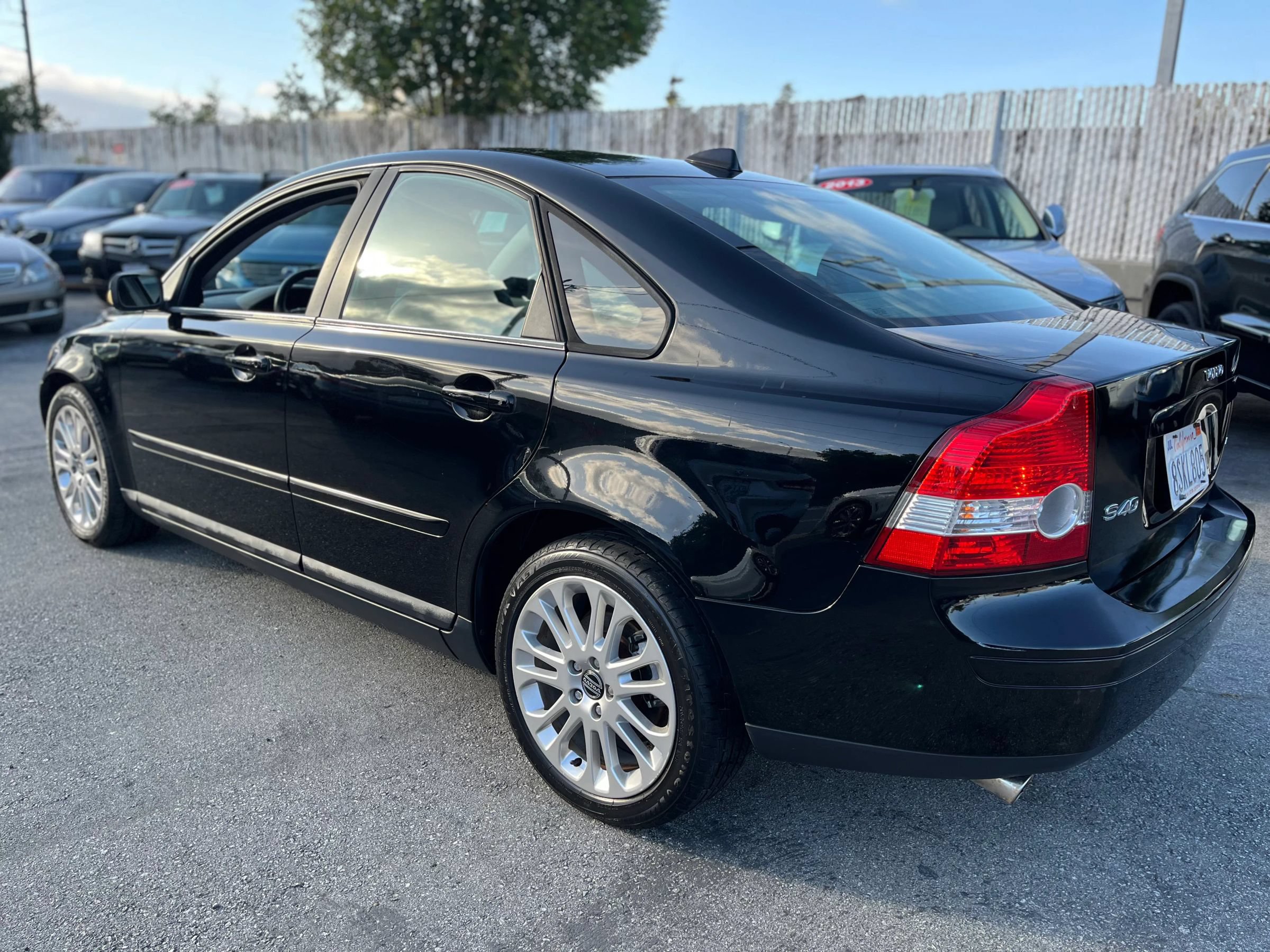 Used 2005 Volvo S40 T5 FWD image 5