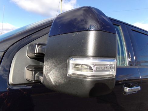 Used 2021 Ford F250 XLT w/ XLT Premium Package image 18