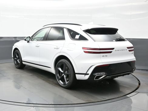 New 2026 Genesis GV70 3.5T Sport Advanced image 4