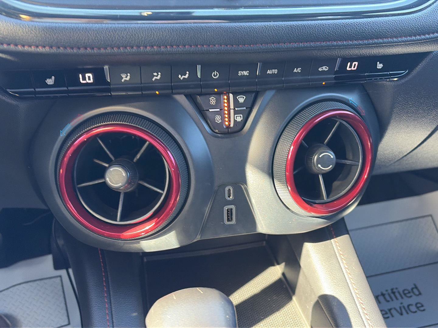 Used 2019 Chevrolet Blazer RS w/ Sun and Wheels Package FWD image 23