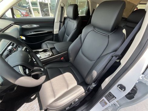 Used 2026 Genesis GV70 2.5T image 13