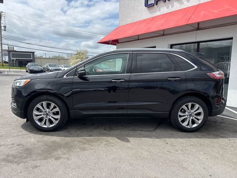 Used 2019 Ford Edge Titanium w/ Cargo Accessory Package image 3