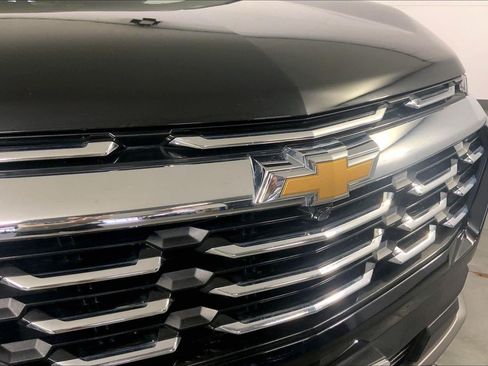 Used 2025 Chevrolet Equinox LT FWD image 28
