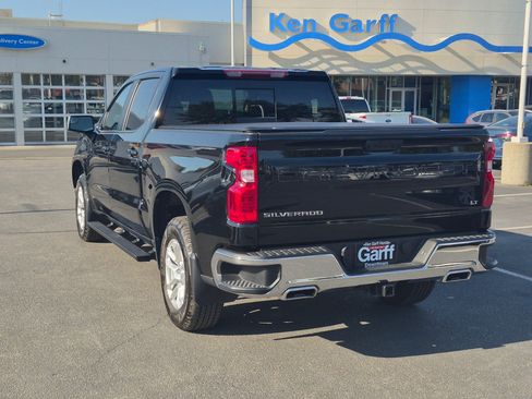 Used 2023 Chevrolet Silverado 1500 LT w/ Z71 Off-Road Package AWD/4WD image 8