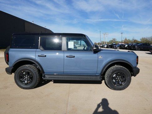 New 2025 Ford Bronco Outer Banks image 4