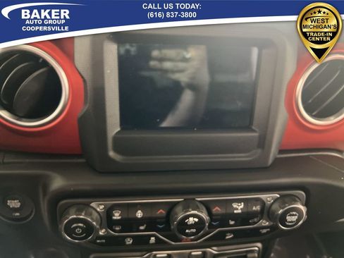 Used 2020 Jeep Wrangler Unlimited Rubicon w/ LED Lighting Group image 12