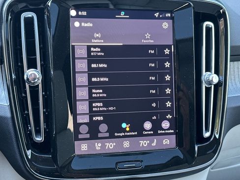 New 2026 Volvo XC40 B5 Ultra image 15