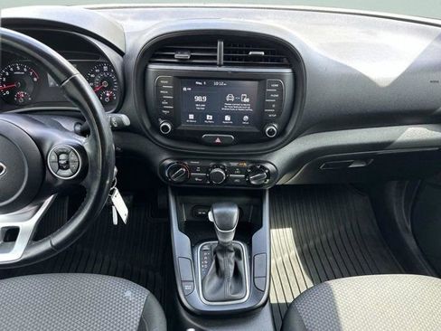 Used 2021 Kia Soul X-Line FWD image 14