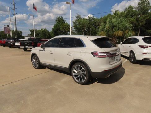 Certified 2023 Lincoln Nautilus Reserve w/ Equipment Group 201A FWD image 15