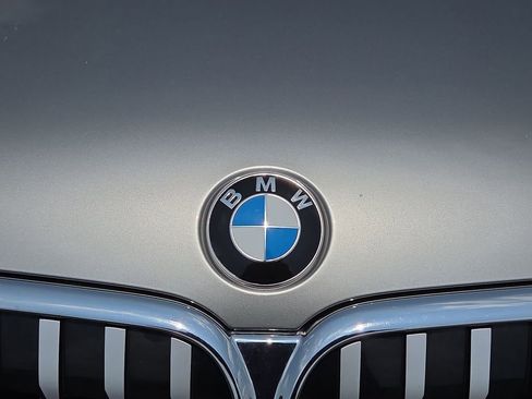 Used 2020 BMW 750i xDrive w/ Executive Package AWD/4WD image 11