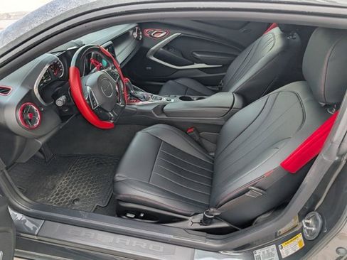 Used 2018 Chevrolet Camaro LT w/ Technology Package image 2