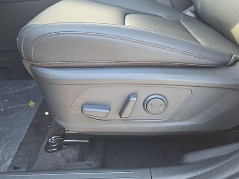 New 2026 Kia Sportage EX image 21