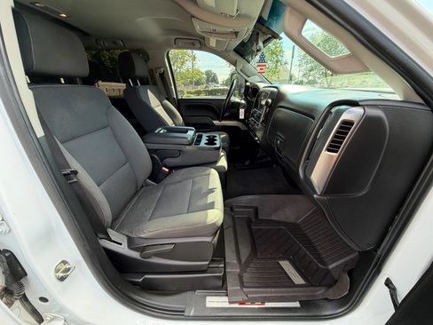 Used 2018 Chevrolet Silverado 3500 LT w/ LT Convenience Package AWD/4WD image 22
