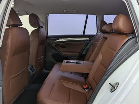 Used 2017 Volkswagen Golf Alltrack SEL image 17