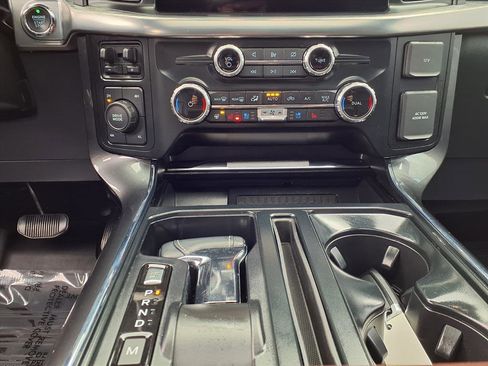 Used 2023 Ford F150 Lariat w/ Equipment Group 502A High image 13