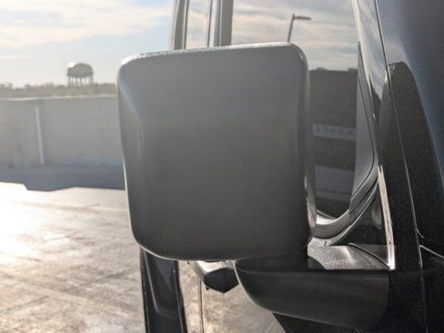 Used 2022 Jeep Gladiator Sport image 10