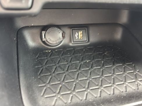 Used 2024 Toyota RAV4 AWD Hybrid image 28
