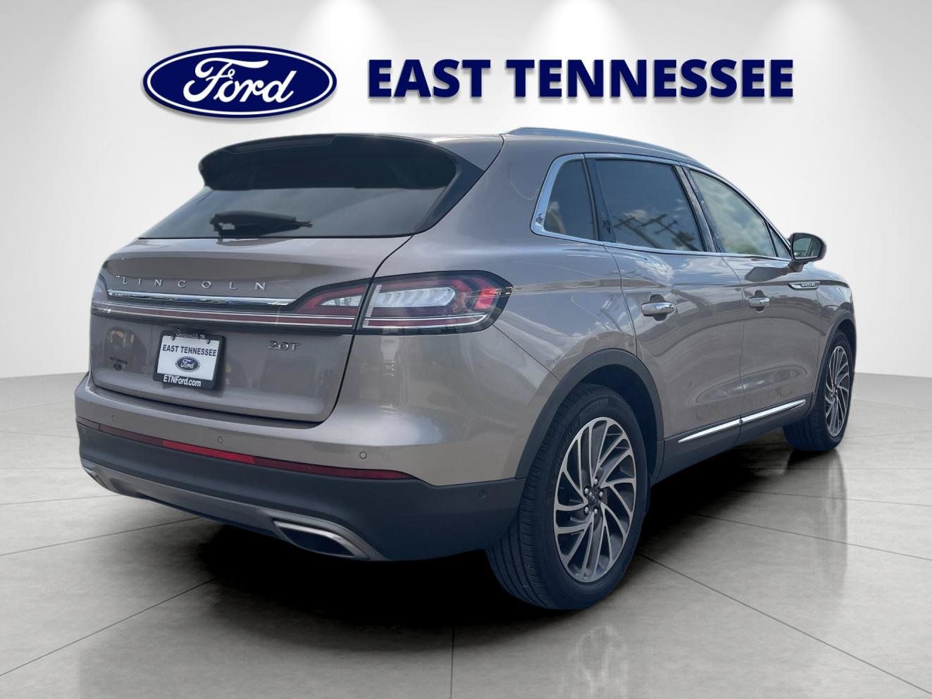 Used 2019 Lincoln Nautilus Reserve FWD image 3