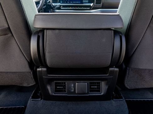 Used 2025 Chevrolet Silverado 2500 LT w/ Trail Boss Package image 32