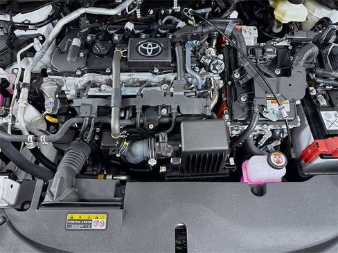 Certified 2025 Toyota Corolla LE image 30