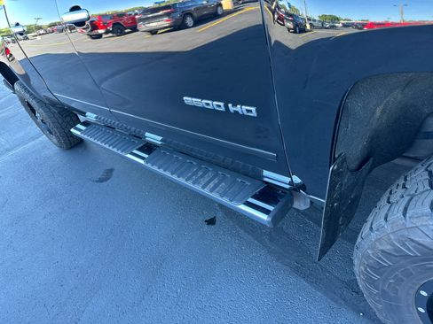 Used 2019 Chevrolet Silverado 2500 LTZ w/ Duramax Plus Package AWD/4WD image 15