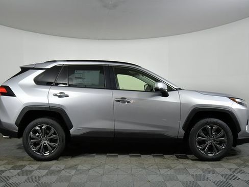 New 2025 Toyota RAV4 Limited image 15